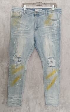 Reelistik NYC, Mens Distressed Jeans, Size 40, Paint Splatter, Holes, Frayed Hem